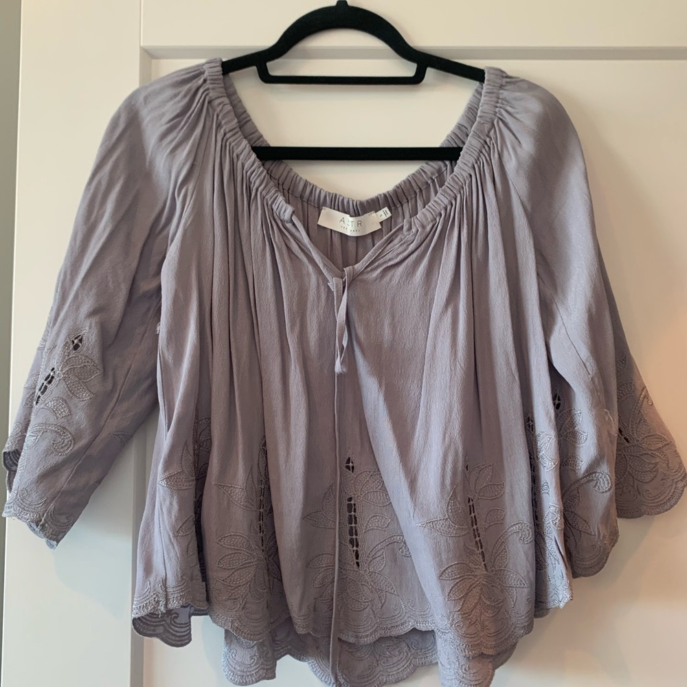 ASTR size small blouse